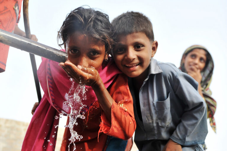 Pakistan Rashid Water When Clean Water Disappeared Overnight in Pakistan - International ...